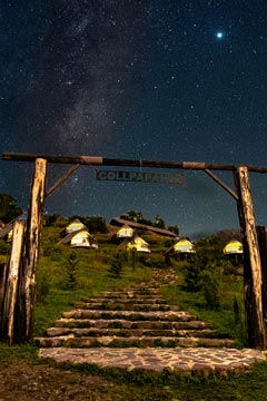 starry night view of the collpapampa entrance with illuminated mountain sky views 